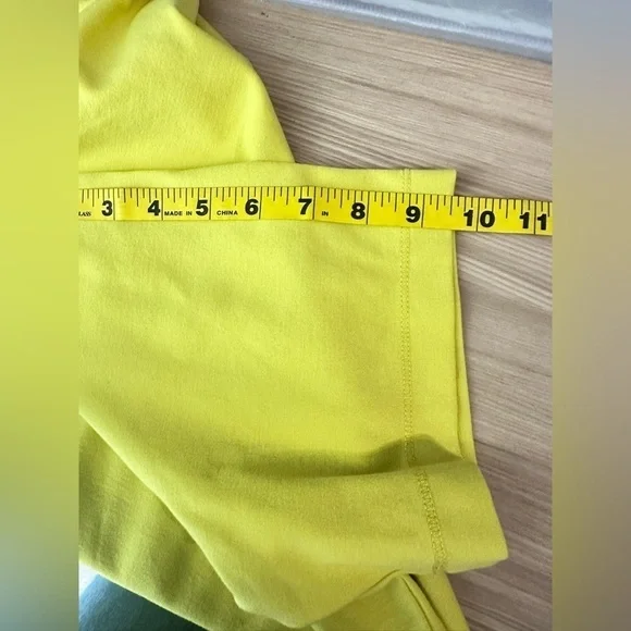 Theory Men’s Crew Neck Short-Sleeve Tee in Stretch Jersey in Cyber Yellow Sz M - Picture 11 of 12